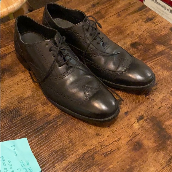 Cole Haan black wingtip dress shoes 10.5 - Picture 2 of 7